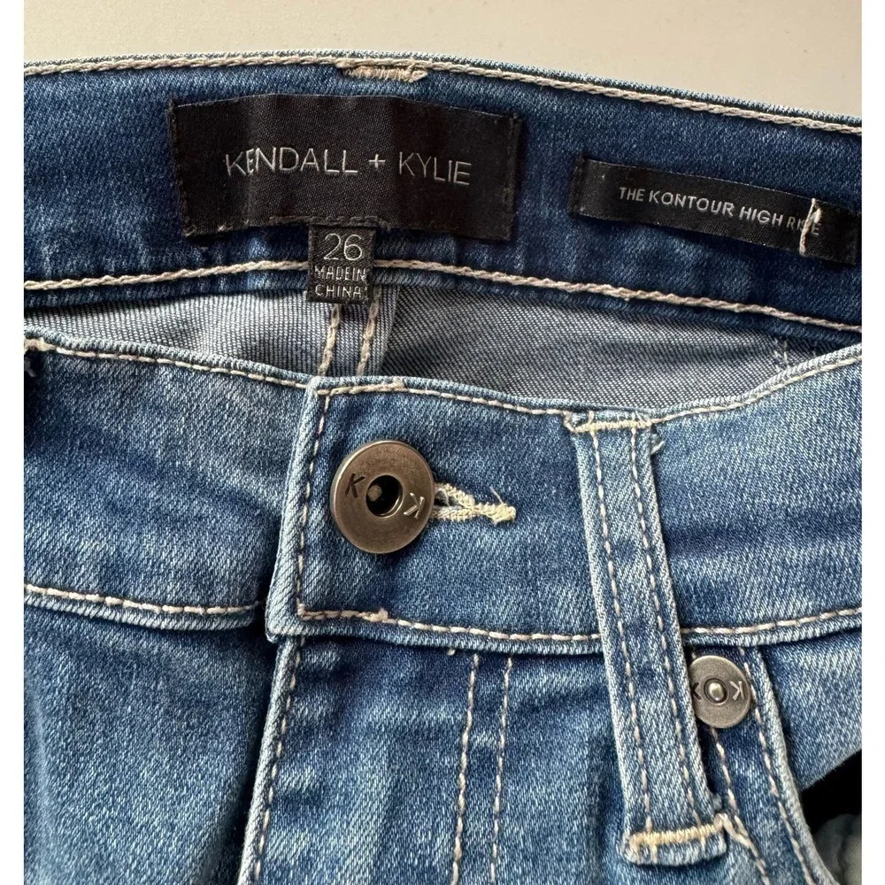 kendel and Kylie distressed raw hem whitewashed kontour High-Rise jeans size 26 - Picture 3 of 4